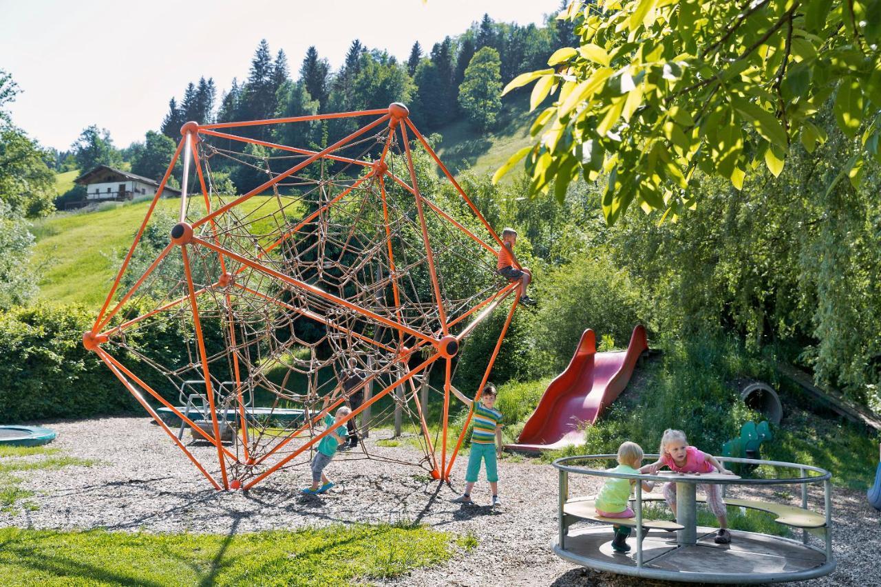 Natürlich Hell. Aparthotel&Camping Fügen Exterior foto